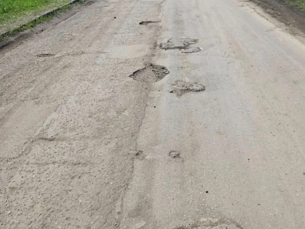 Прокуратура обязала власти обустроить тротуар в поселке Мясокомбинат города Биробиджан