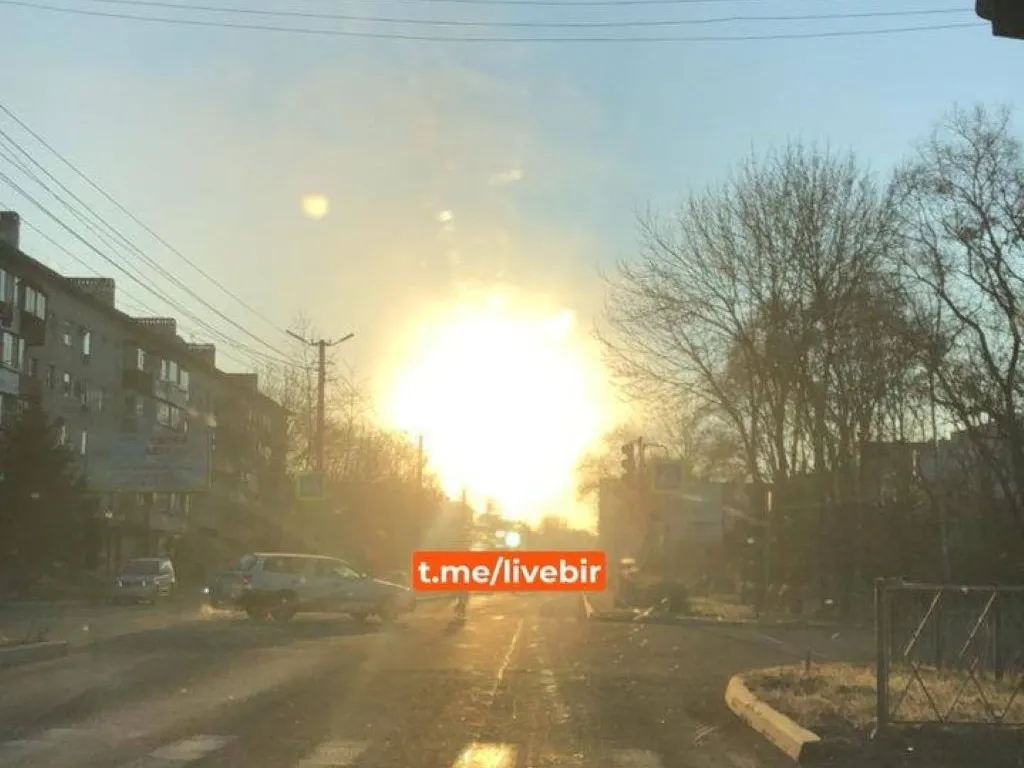 Яркое солнце ослепило водителя и он сбил пешехода в Биробиджане